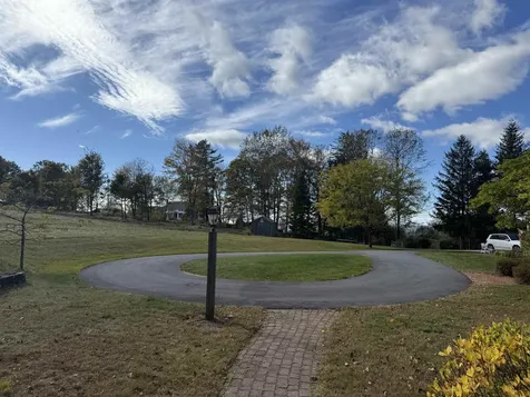 69 Putney Hill Road Hopkinton NH 03229