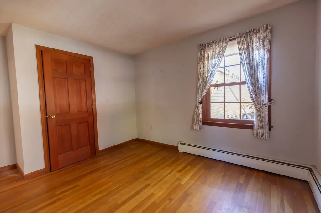 23 Currier Avenue Peterborough NH 03458