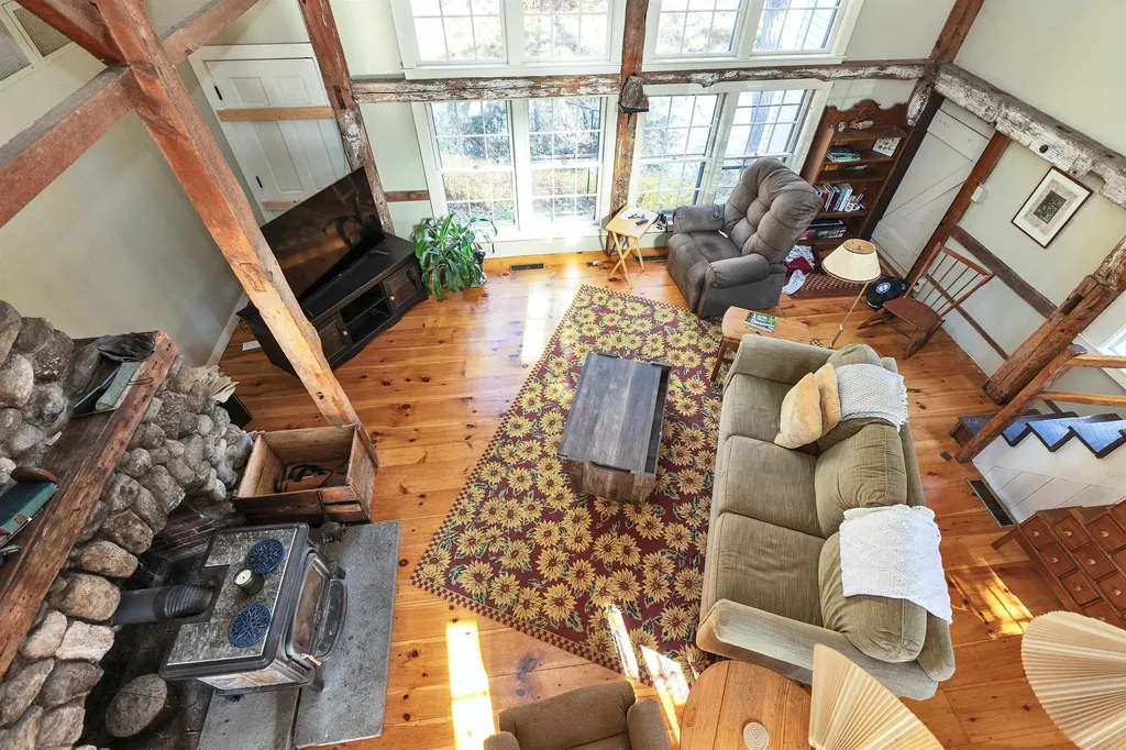 89 Temple Road Wilton NH 03086