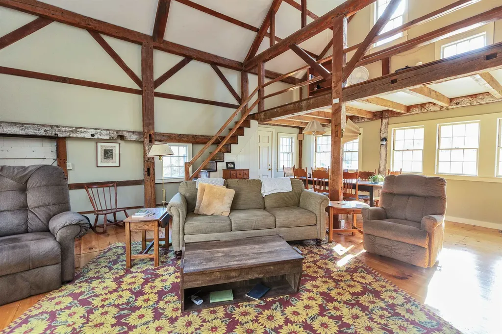 89 Temple Road Wilton NH 03086