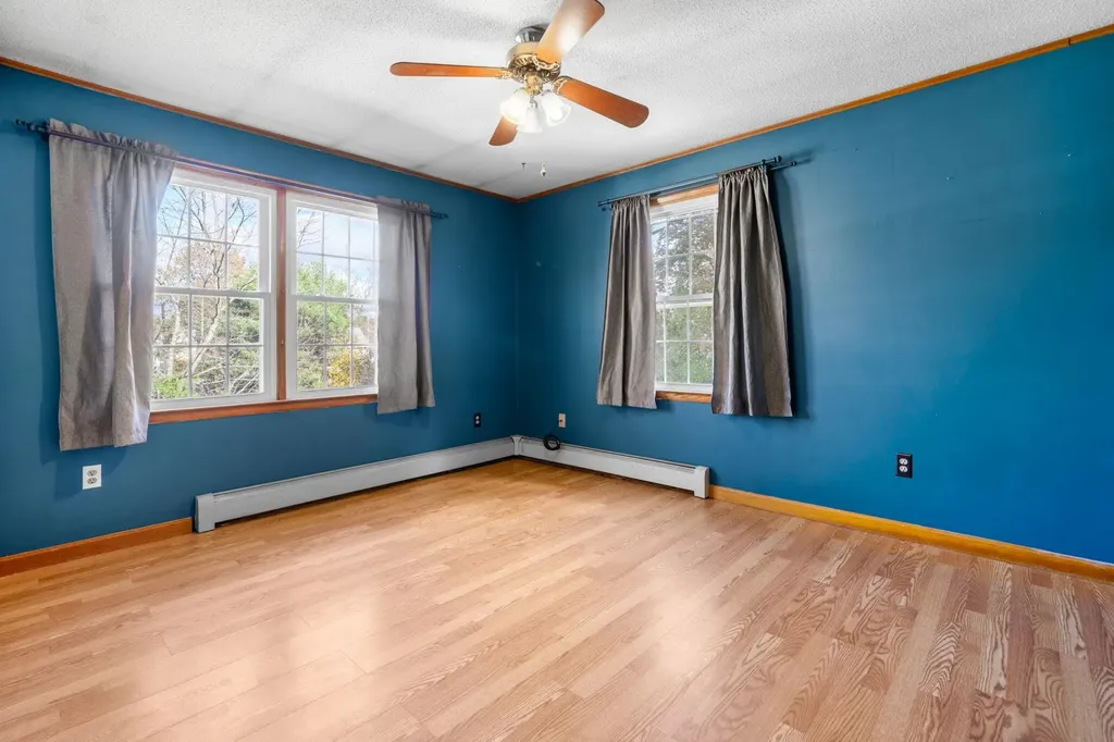 5 Nel Mar Heights Claremont NH 03743