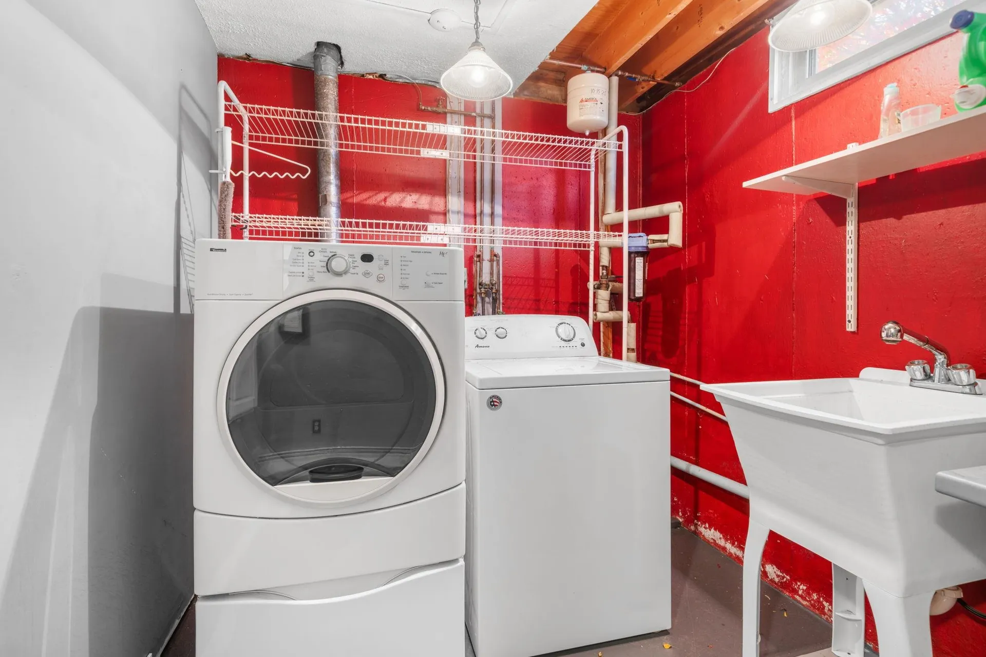 5 Nel Mar Heights Claremont NH 03743