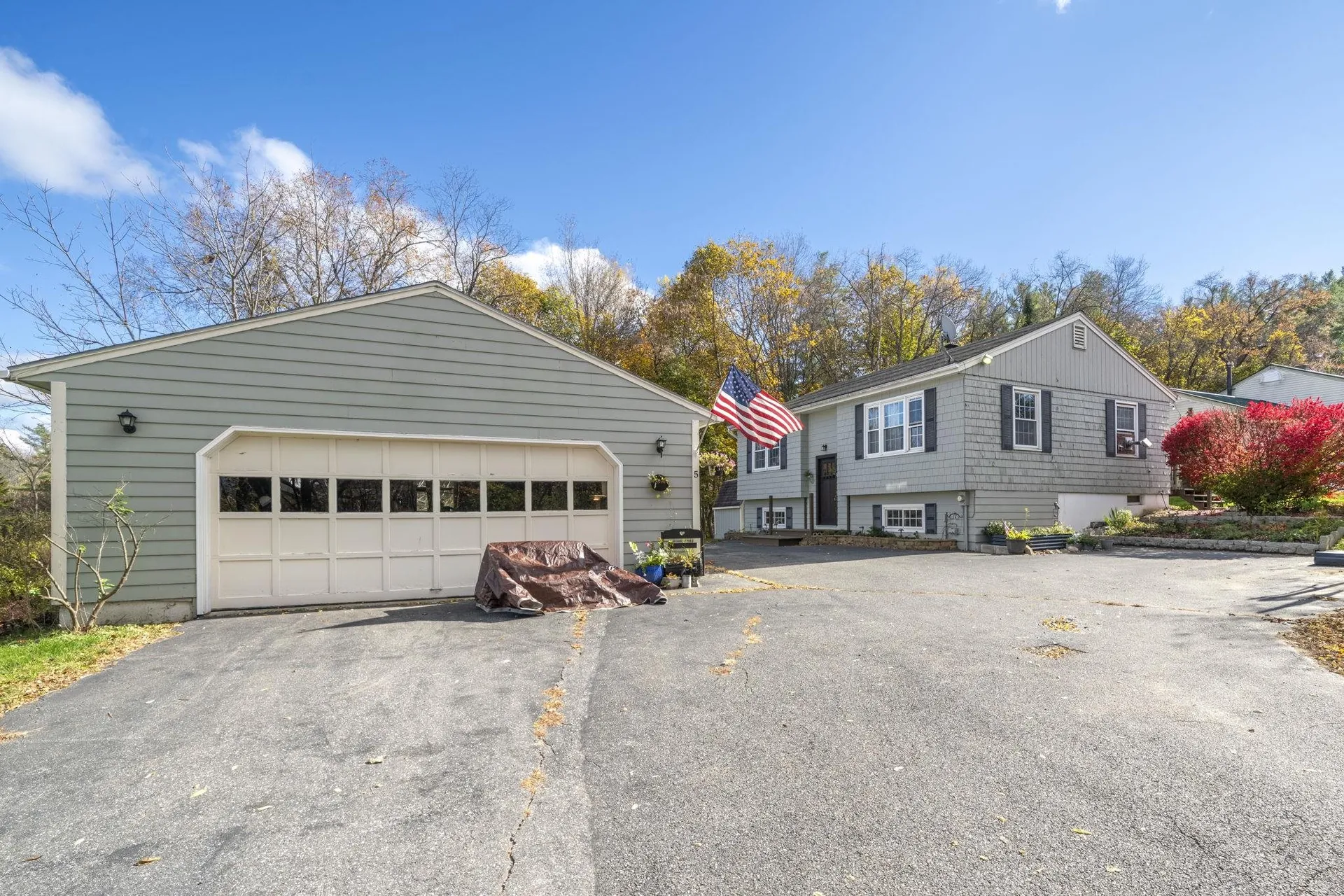5 Nel Mar Heights Claremont NH 03743