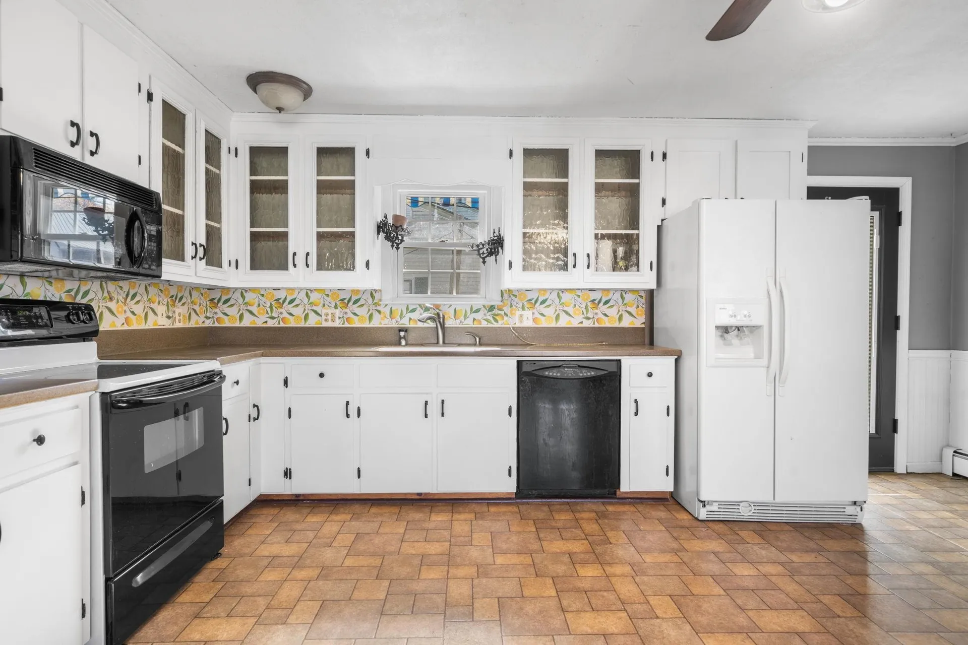 5 Nel Mar Heights Claremont NH 03743