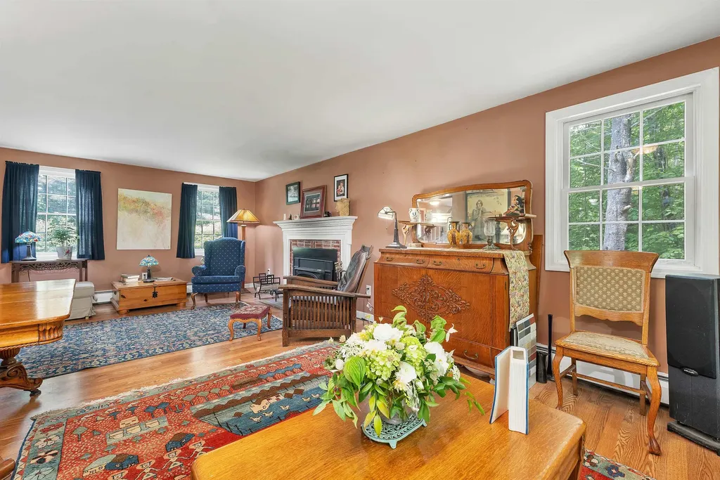 4 June Bug Lane Wolfeboro NH 03894