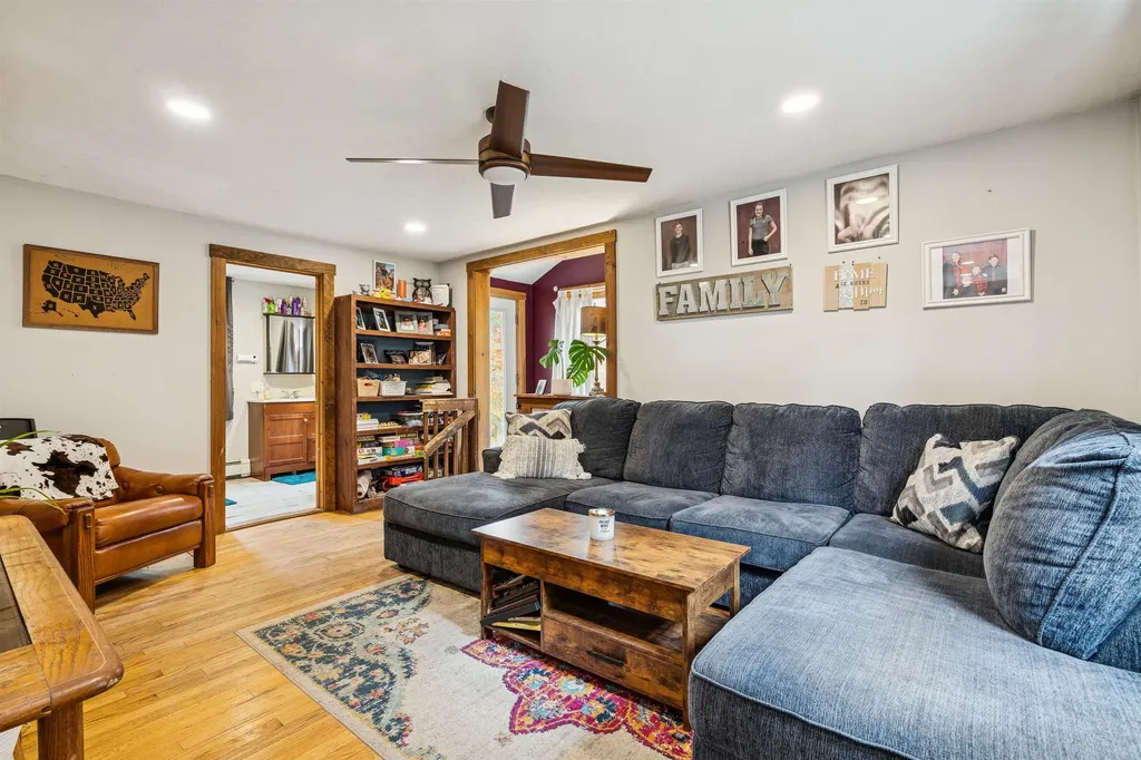 25 Fern Hill Lane Fairlee VT 05045