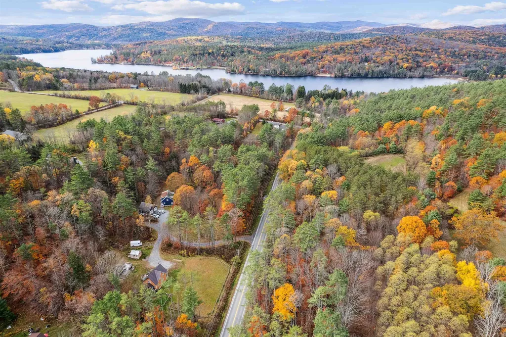 25 Fern Hill Lane Fairlee VT 05045