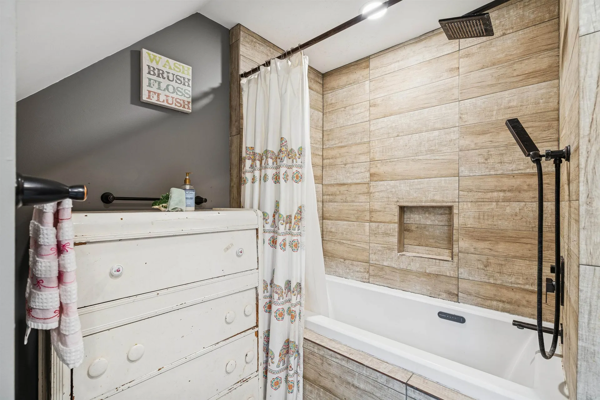 25 Fern Hill Lane Fairlee VT 05045