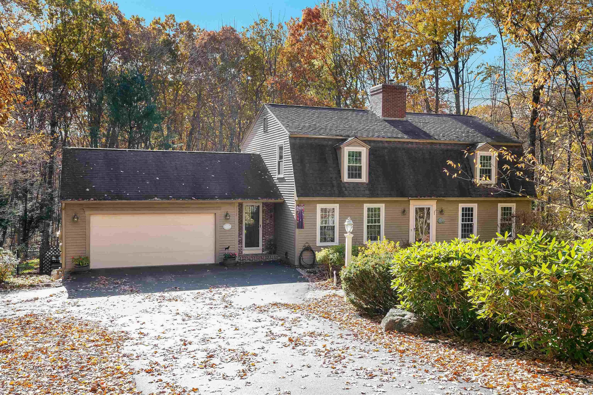 29 Ledgewood Road Bedford NH 03110