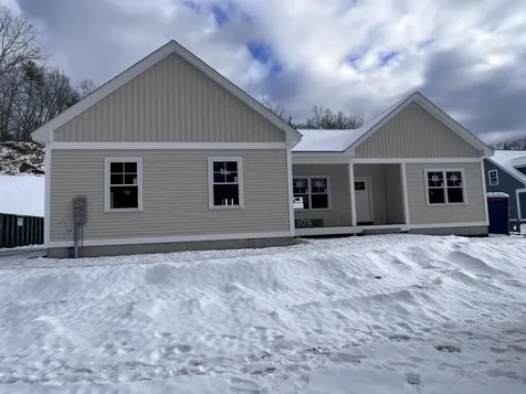 103 Seaverns Bridge Road Merrimack NH 03054