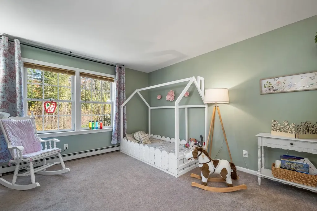 21 Shelburne Lane Barnstead NH 03225