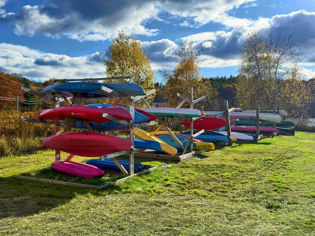 21 Shelburne Lane Barnstead NH 03225