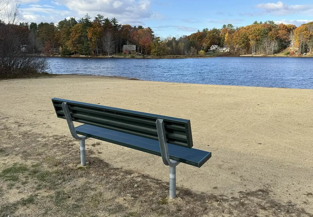 21 Shelburne Lane Barnstead NH 03225