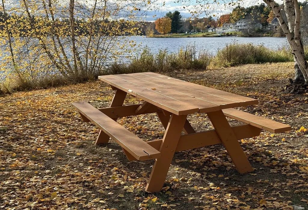 21 Shelburne Lane Barnstead NH 03225