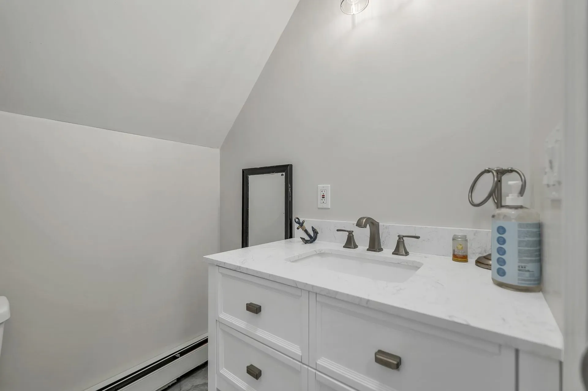 21 Shelburne Lane Barnstead NH 03225