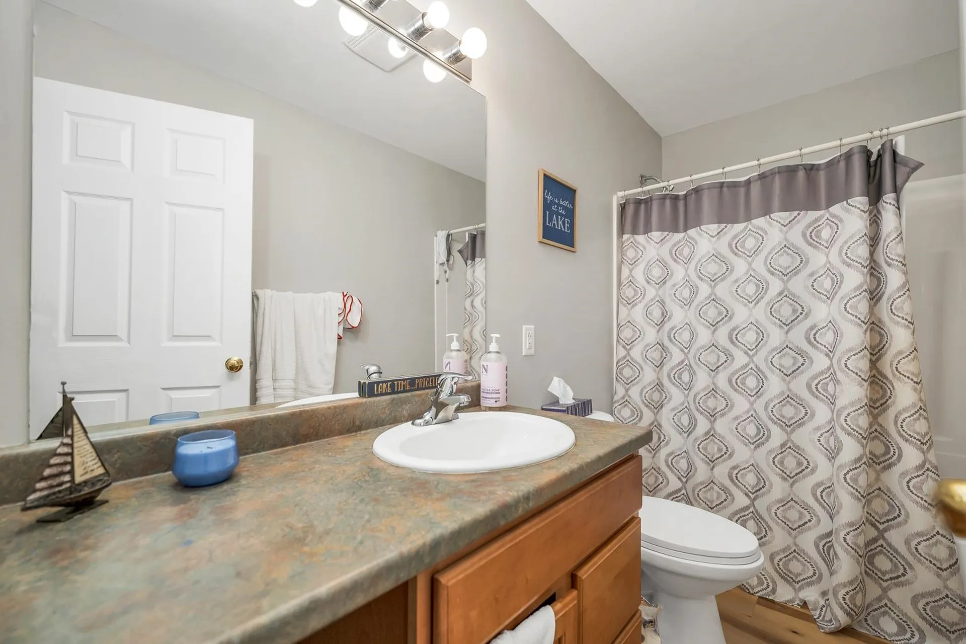 21 Shelburne Lane Barnstead NH 03225