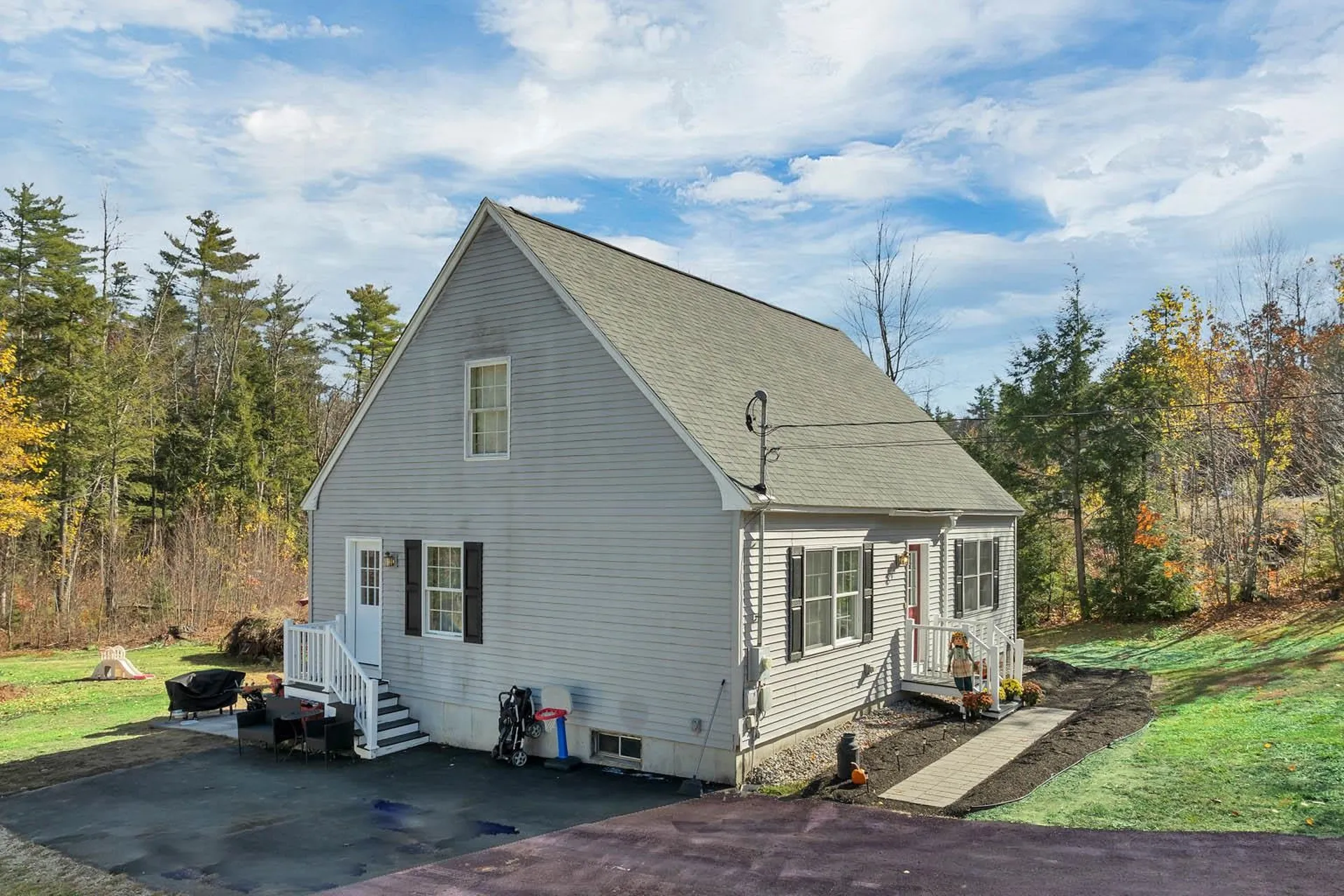 21 Shelburne Lane Barnstead NH 03225