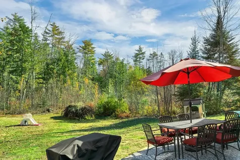 21 Shelburne Lane Barnstead NH 03225