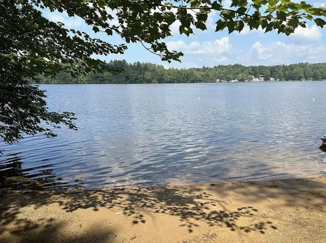 21 Shelburne Lane Barnstead NH 03225