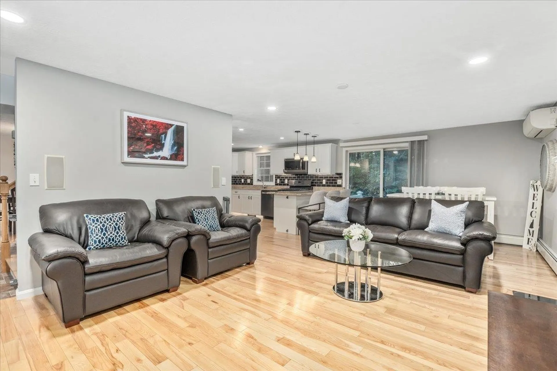 36 Sutherland Drive Hudson NH 03051