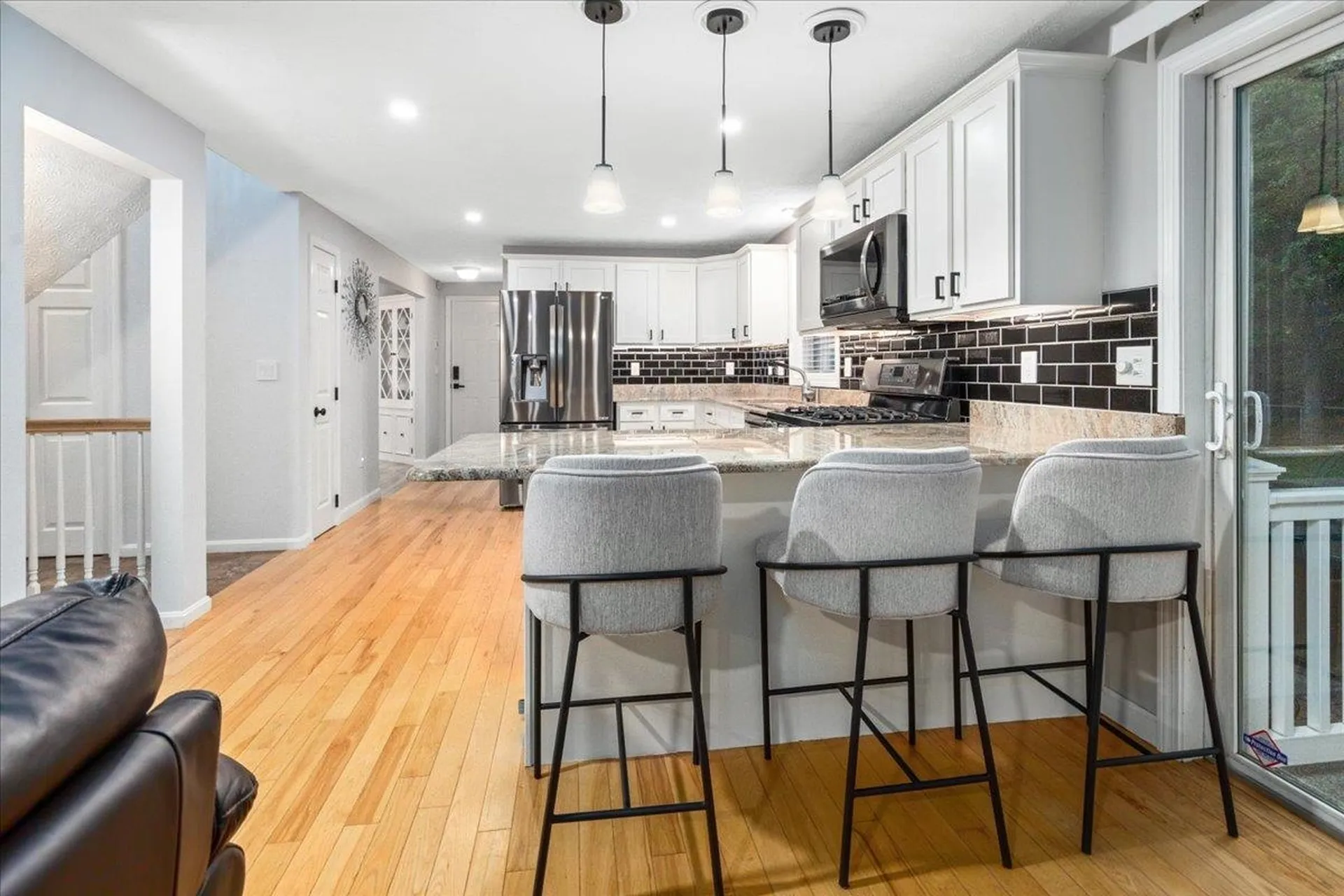 36 Sutherland Drive Hudson NH 03051