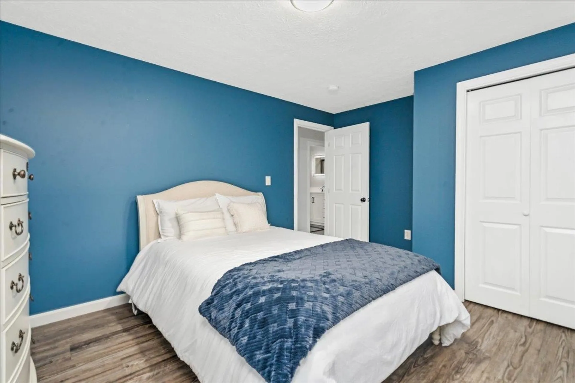 36 Sutherland Drive Hudson NH 03051