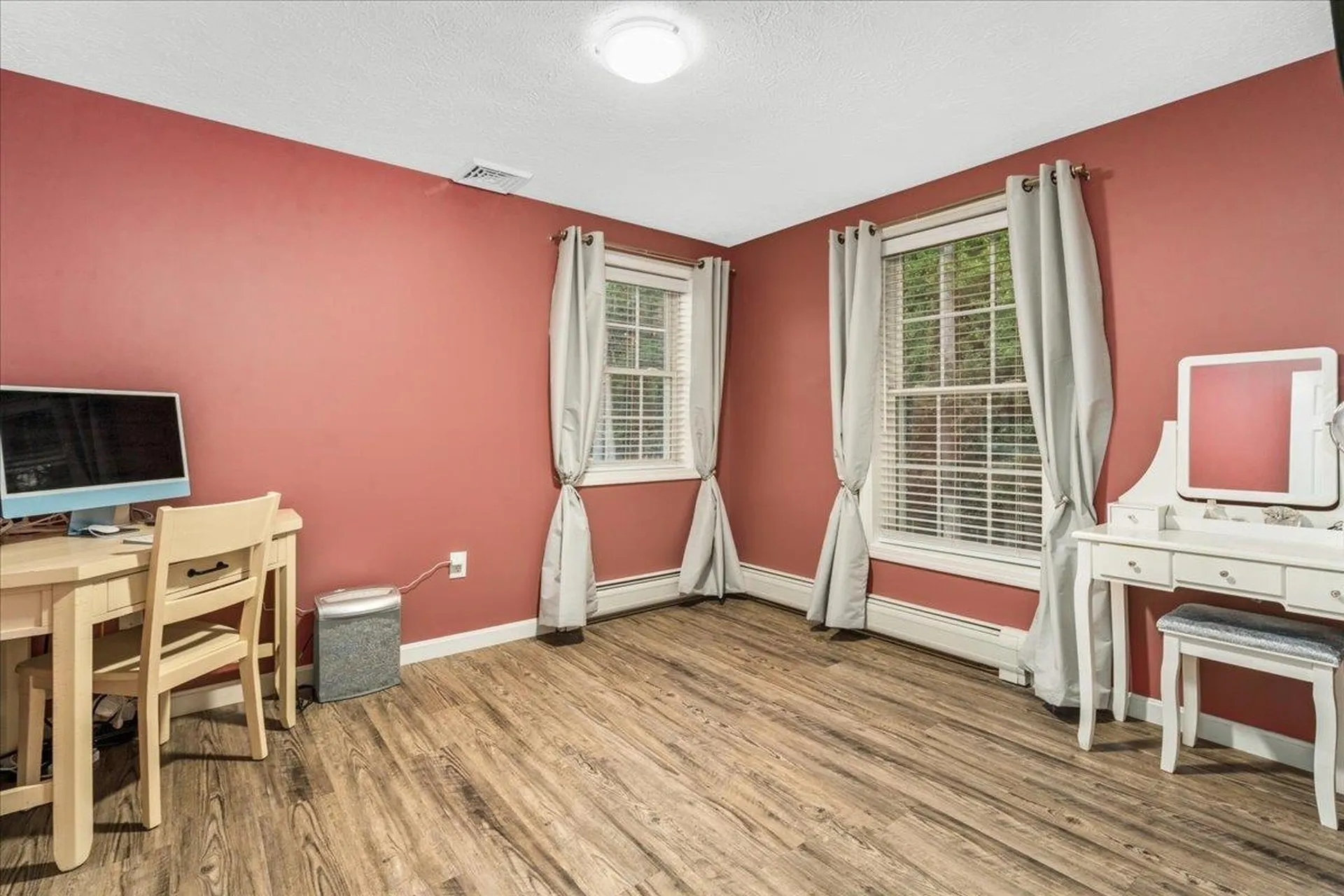 36 Sutherland Drive Hudson NH 03051