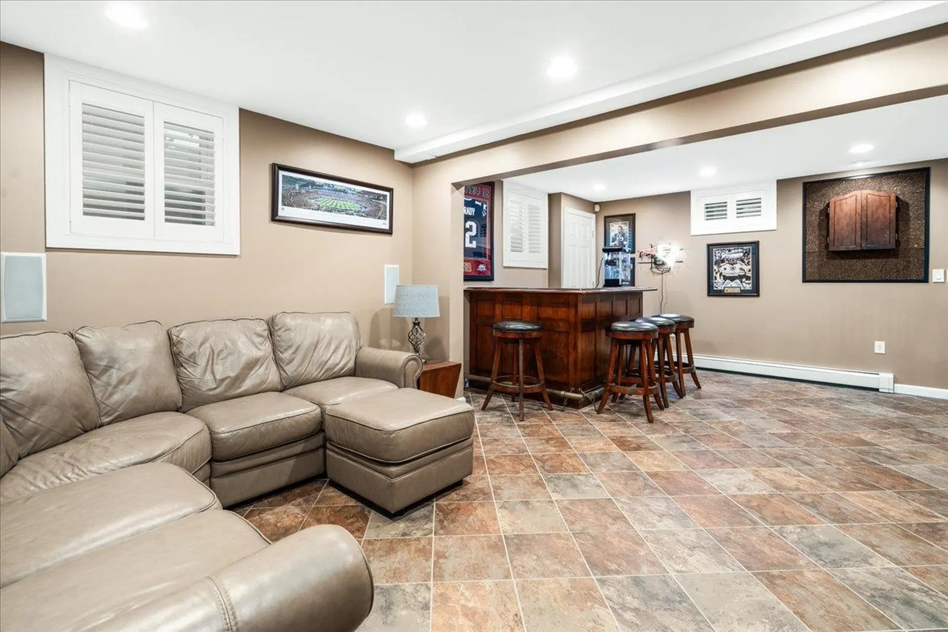 36 Sutherland Drive Hudson NH 03051