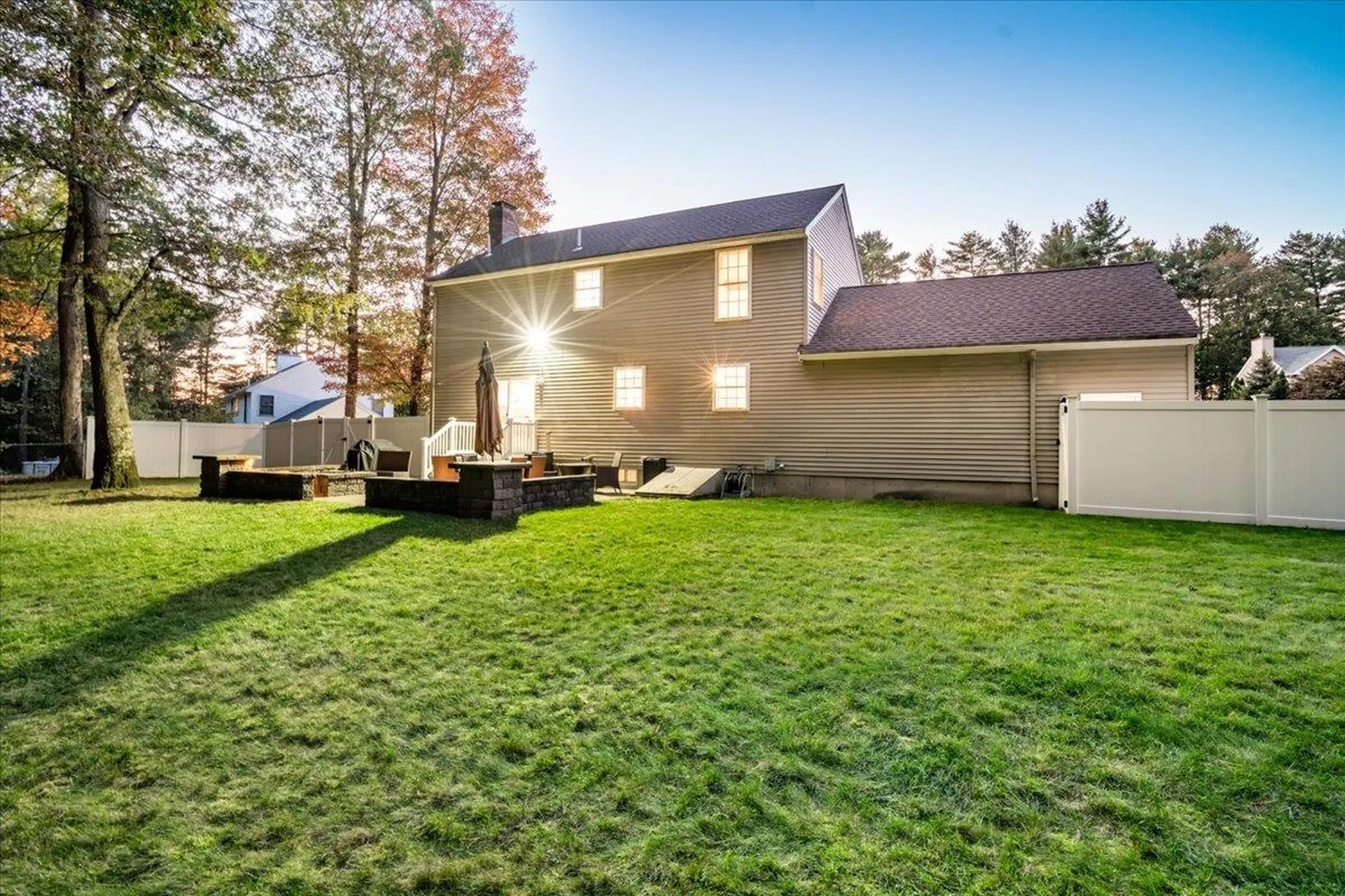 36 Sutherland Drive Hudson NH 03051