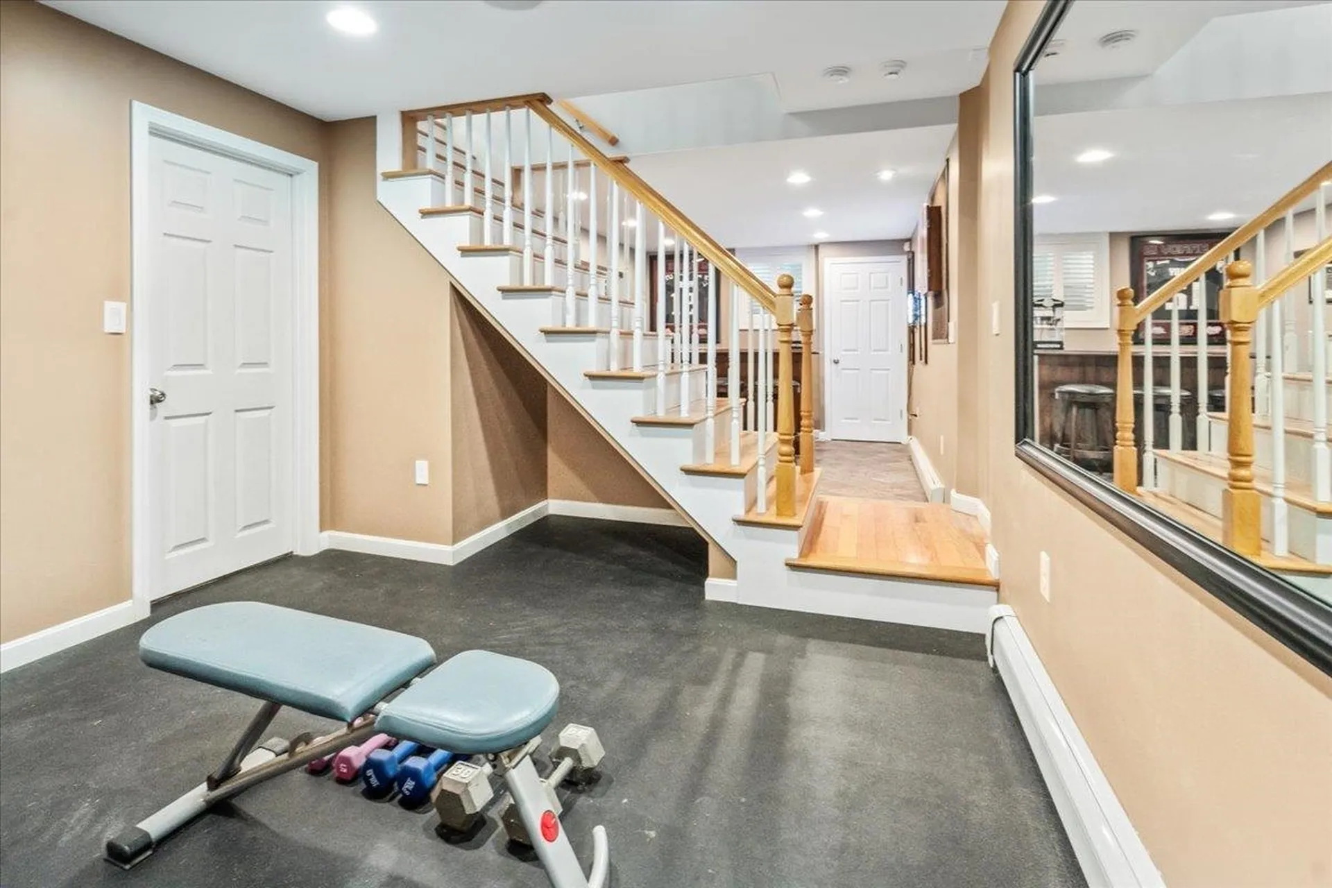 36 Sutherland Drive Hudson NH 03051