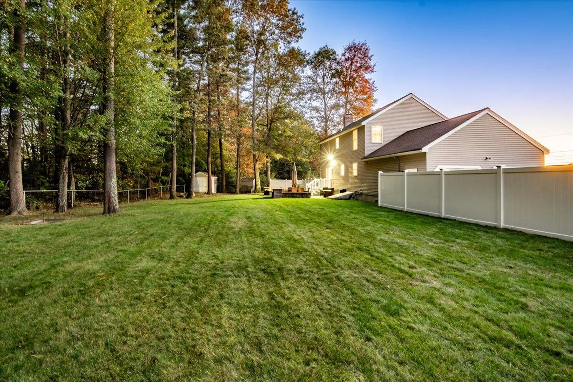 36 Sutherland Drive Hudson NH 03051