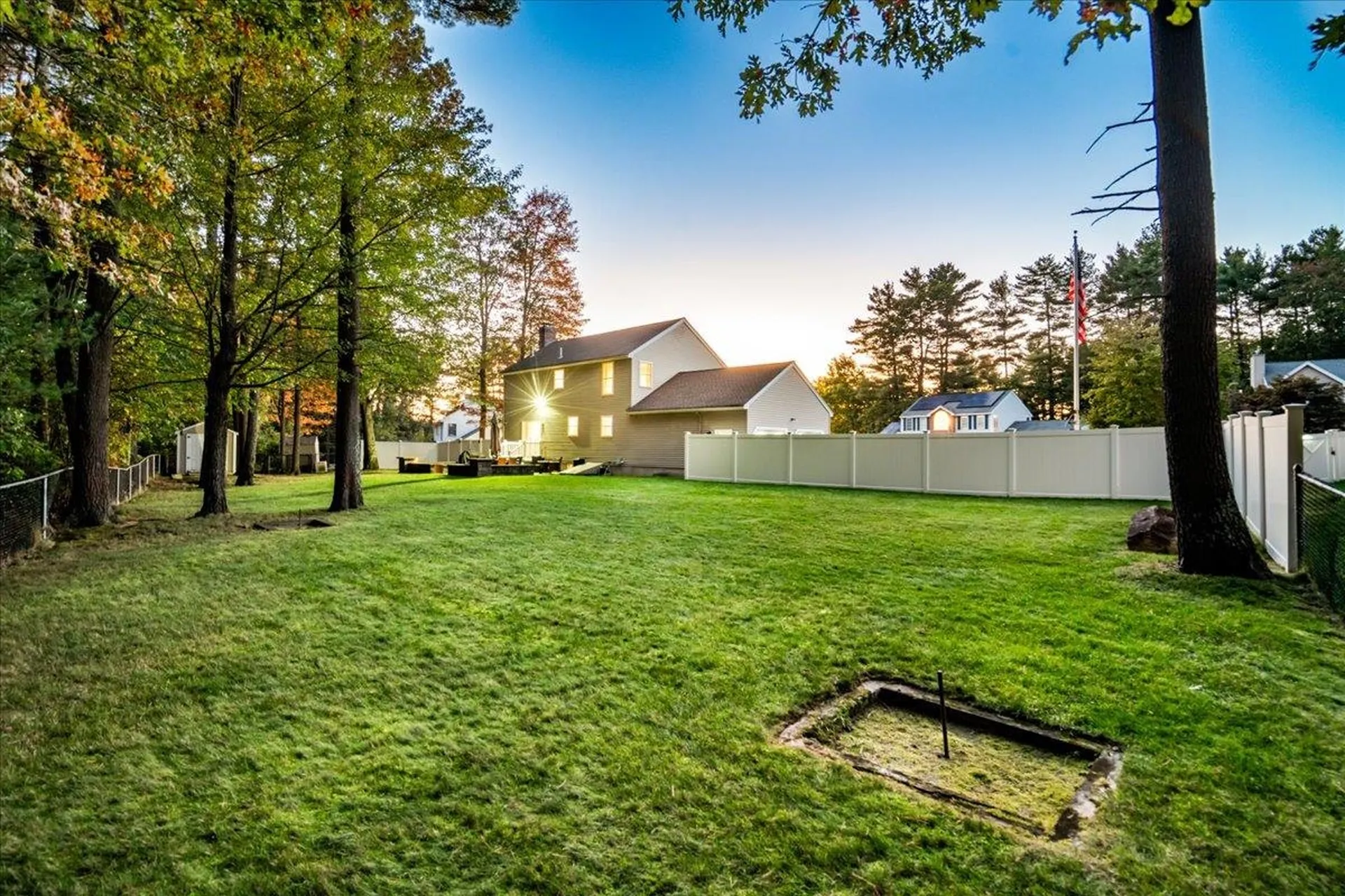 36 Sutherland Drive Hudson NH 03051