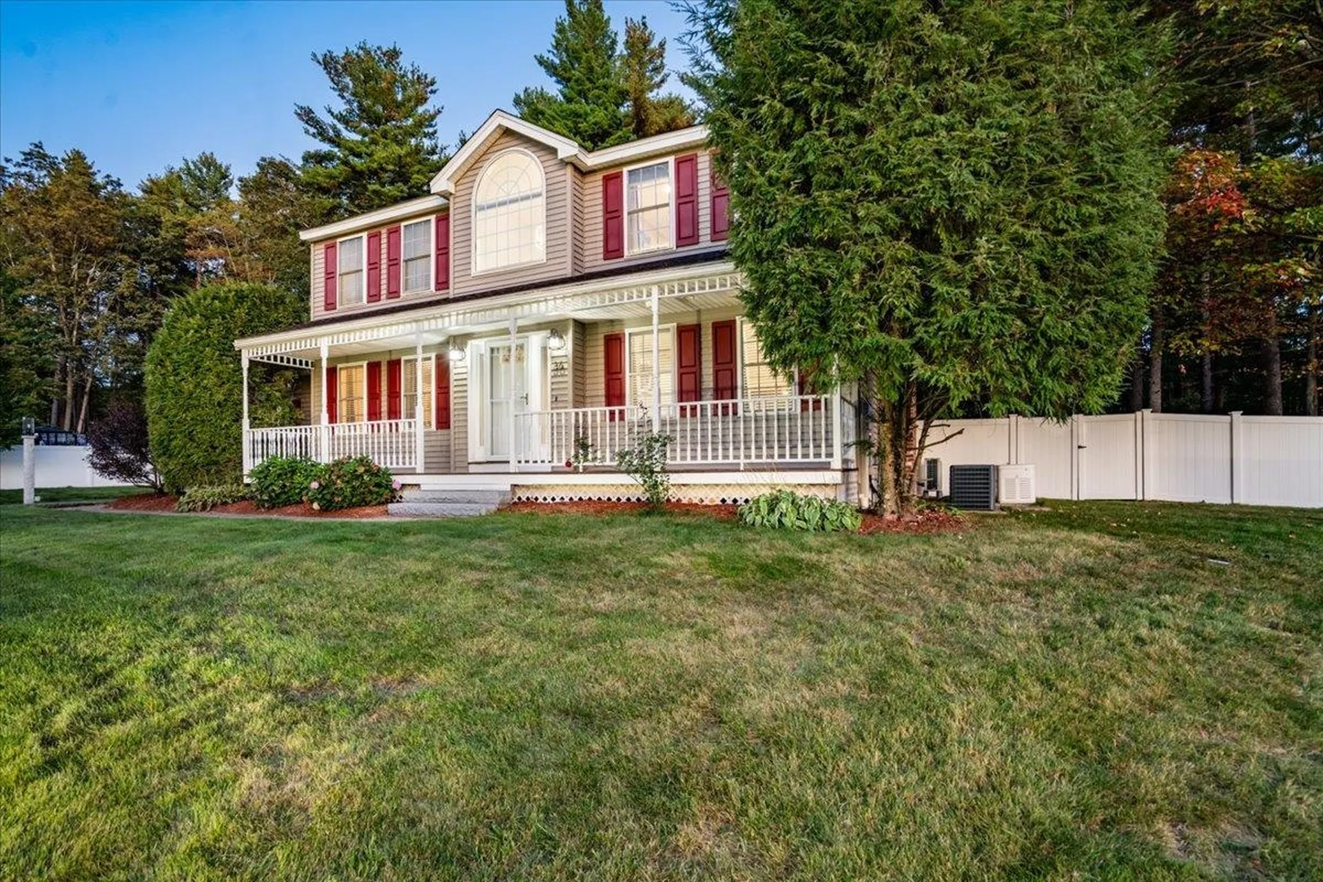 36 Sutherland Drive Hudson NH 03051