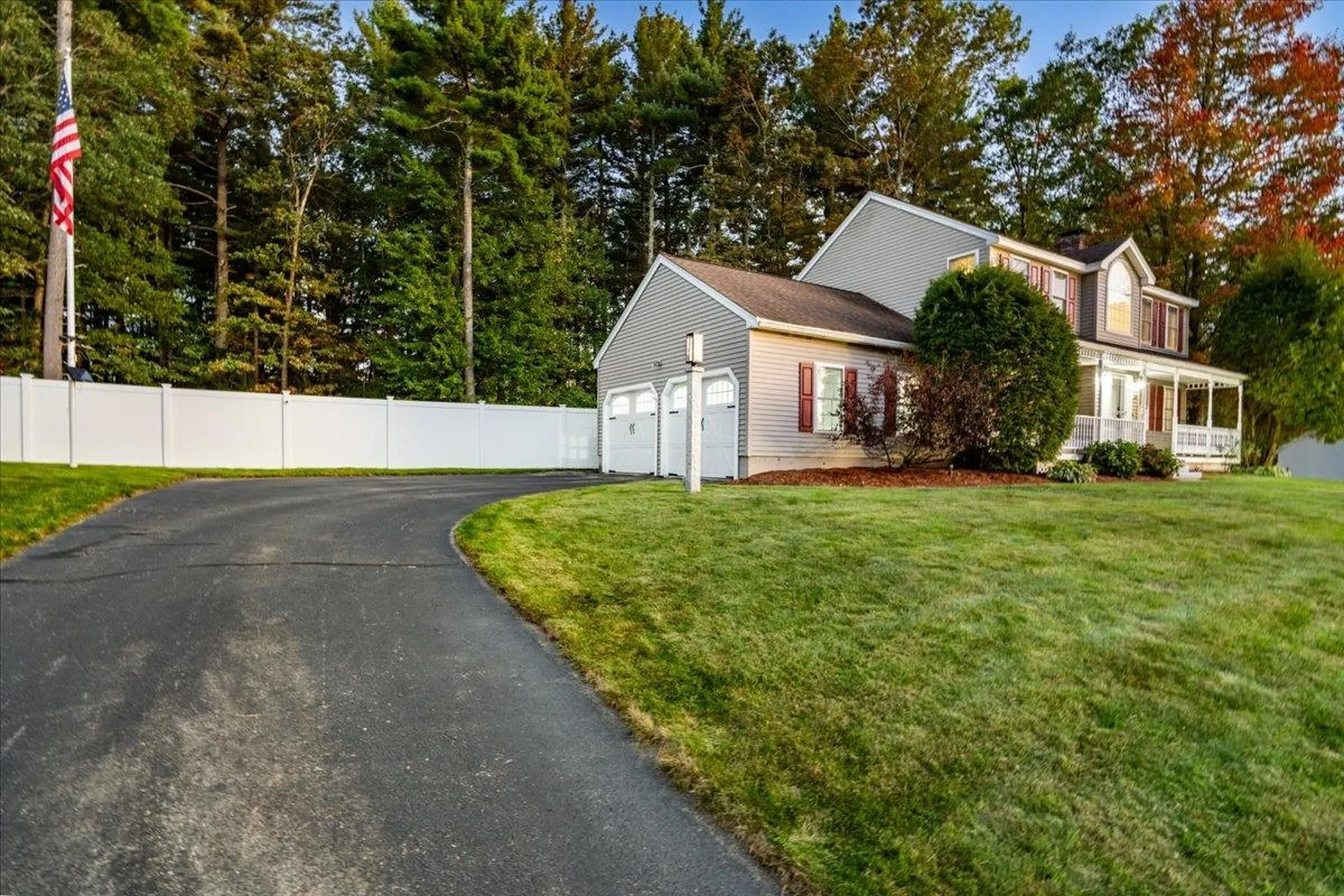 36 Sutherland Drive Hudson NH 03051