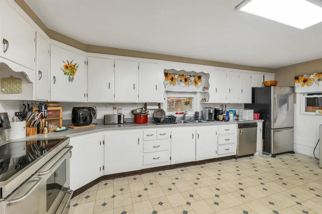 162 Morrill Street Gilford NH 03249