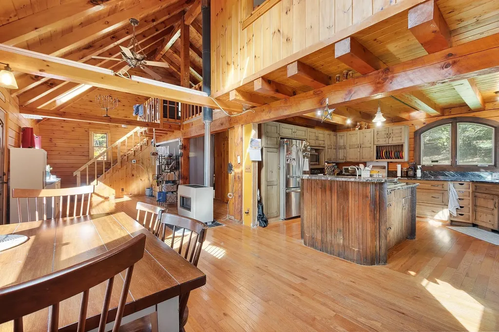 123 Poocham Road Chesterfield NH 03466