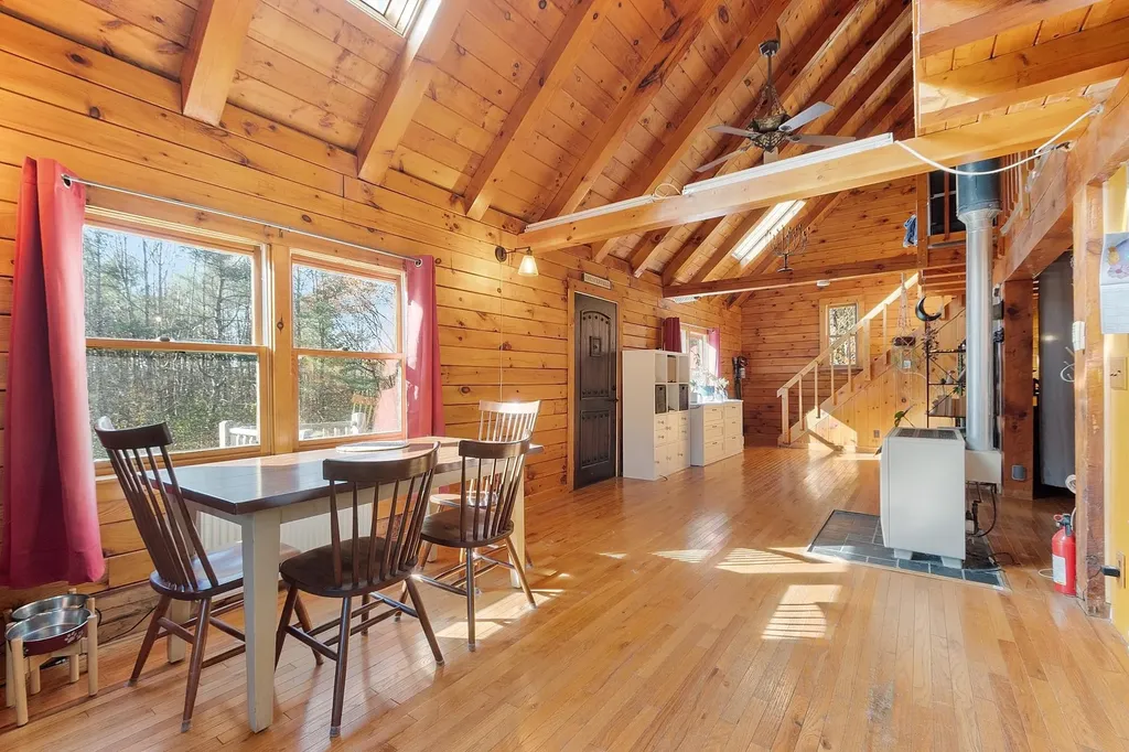 123 Poocham Road Chesterfield NH 03466