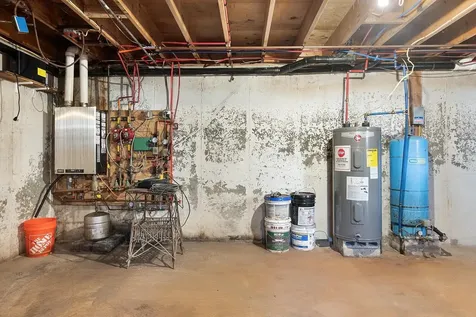 123 Poocham Road Chesterfield NH 03466