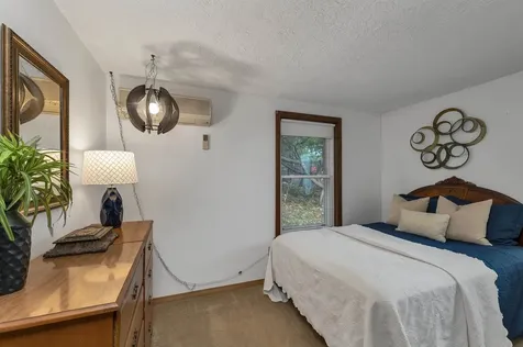 145 Fox Street Manchester NH 03103