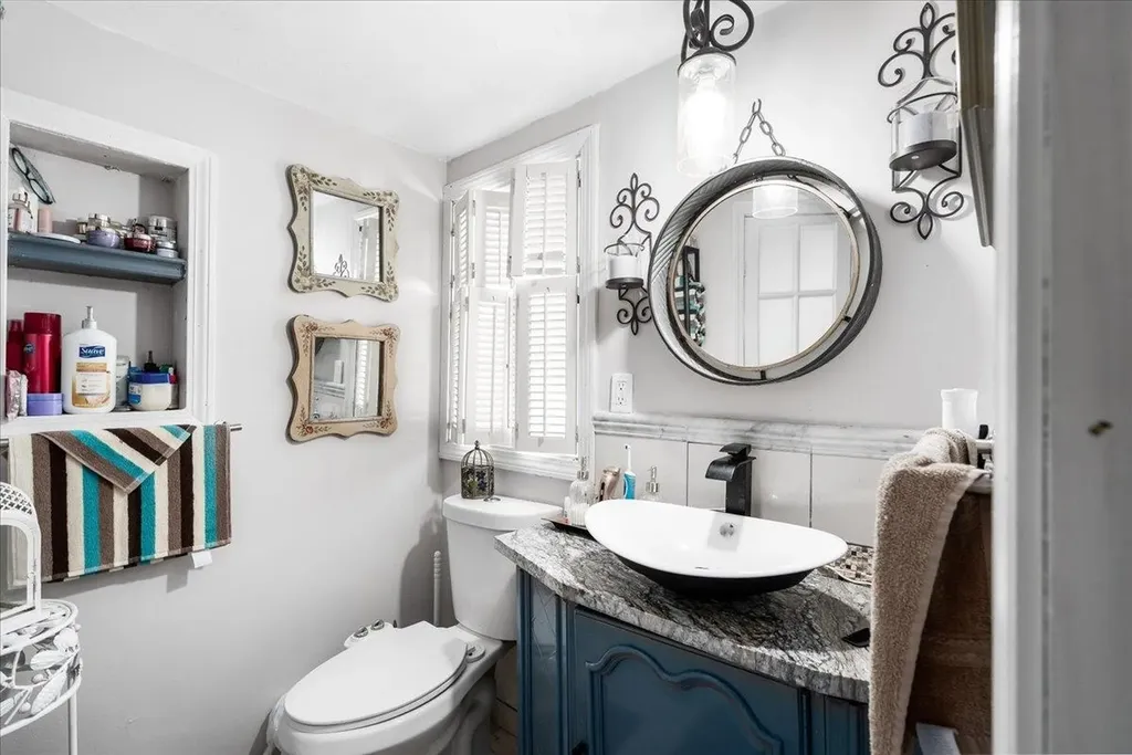 12 Kimball Street Northfield NH 03276