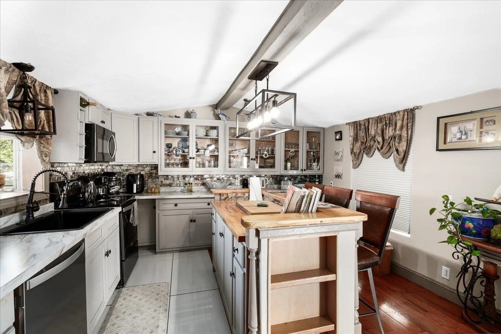 12 Kimball Street Northfield NH 03276