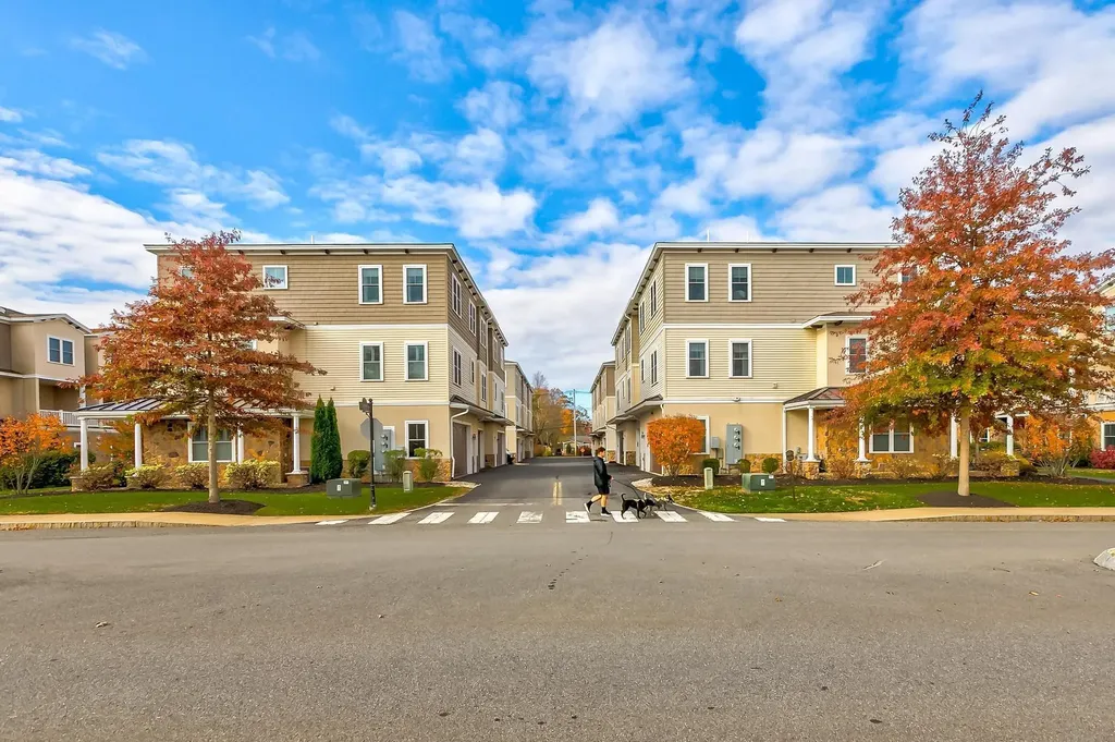 14 Cortona Way Salem NH 03079