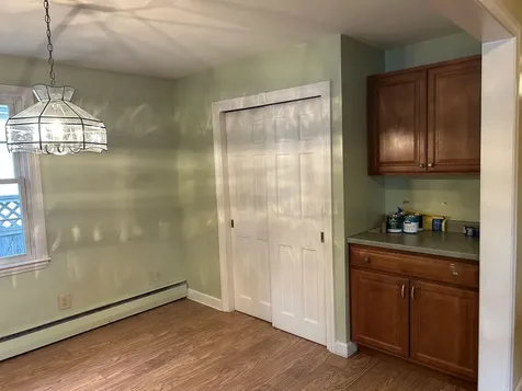 5 Pinedale Street Manchester NH 03102