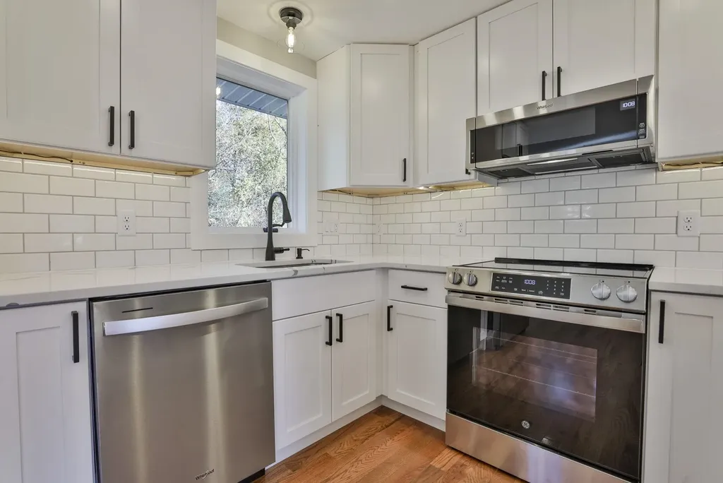 16 Palmer Road Goffstown NH 03045