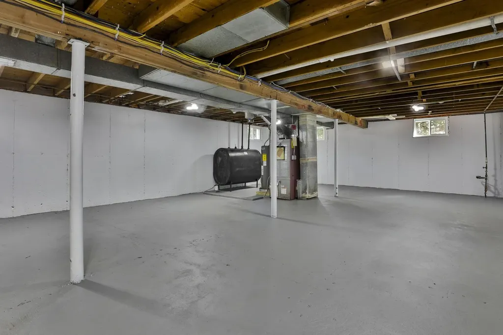 16 Palmer Road Goffstown NH 03045