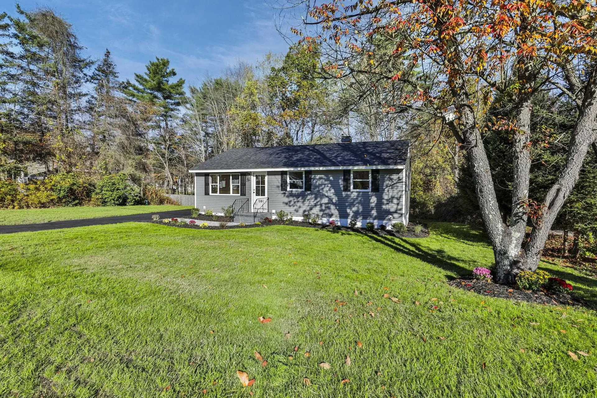 16 Palmer Road Goffstown NH 03045