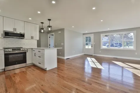 16 Palmer Road Goffstown NH 03045