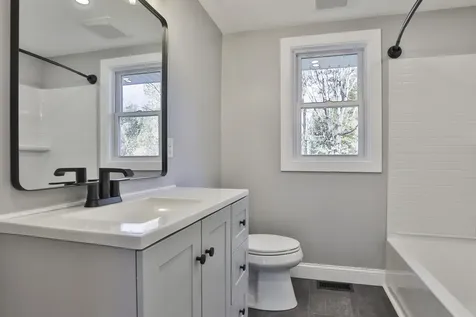 16 Palmer Road Goffstown NH 03045