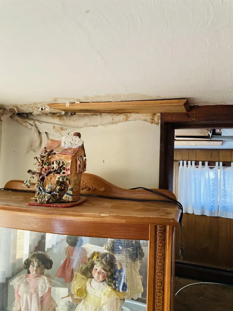 13 Elm Street Epping NH 03042