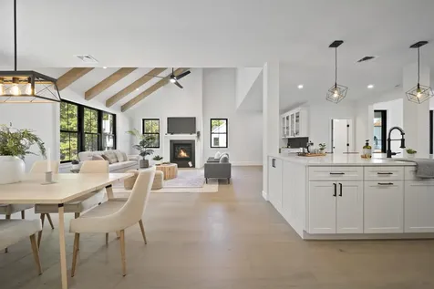 41 Trails Edge Road Windham NH 03087